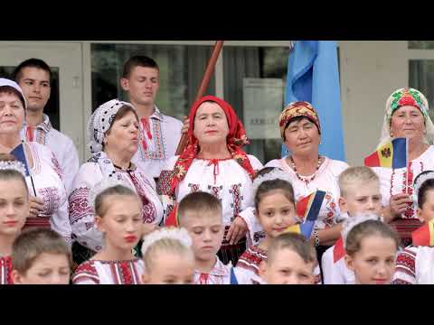 15. ,,Peste Prut la răsărit” Ansamblul vocal  Vatra dorului.