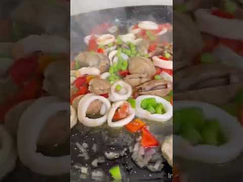 Paella Espagnole 🥘🥘facile a préparer et très délicieuse 😋😋