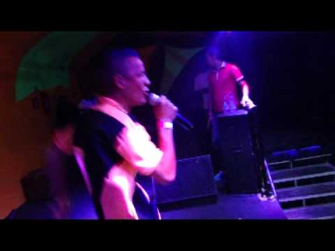 MC BRANKIM - (MEDLEY) NA ESTAÇÃO 220 VOLTS - 2014