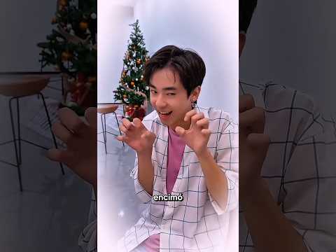 ¡Ay, Dios mío! Este chico me puso una bindi mágica en la frente y quedé bajo su control. 😱😂