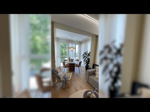 Formia: 2-Bedroom Apartment in El Viso, Madrid