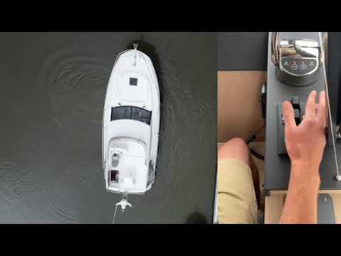 Prestige 420 docking  with Variable bow and stern thrusters