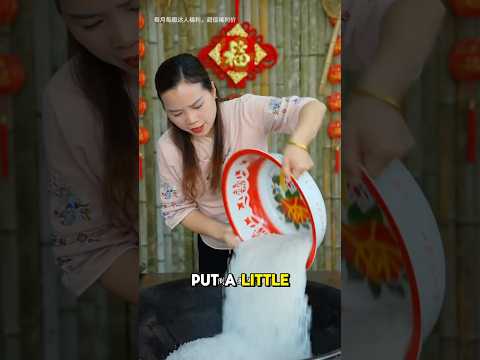 She used just a pinch of salt and made absolutely exquisite food!