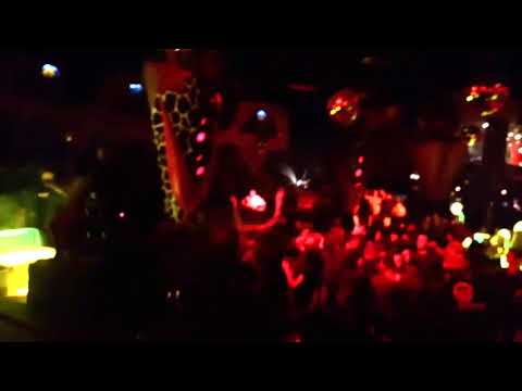 Angel Anx playing Mike Vale & Angel Anx “Back To You” at Ambasada Gavioli