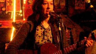 Amy Allison - Sheffield Streets Live at Banjo Jim's