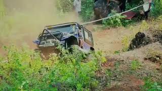 preview picture of video 'Off-road dangerous'