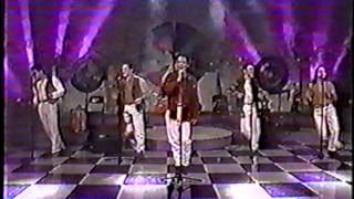 Ragazzi "Baila" en Un Nuevo día