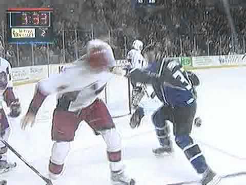 Garrett Gruenke vs Alex Penner