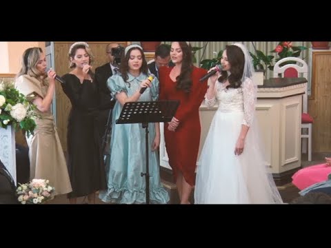 Surorile Buble - Dragostea ,cânta la nunta Dianei Buble