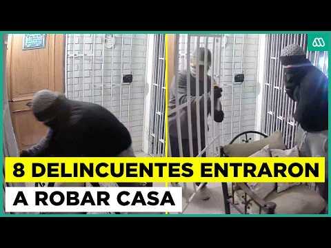 Video muestra cómo dos delincuentes rompieron una reja para entrar a una casa en La Reina