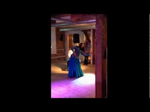 Orientalisk dans till trumsolo på födelsedagsfest i Helsingborg 2012 www.magdansos.com