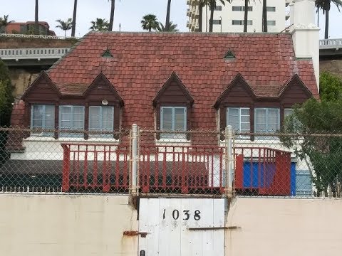 Sharon Tate - Her Santa Monica Beach House.