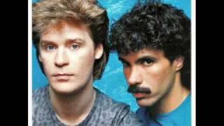 Hall and Oates Out of Touch Video