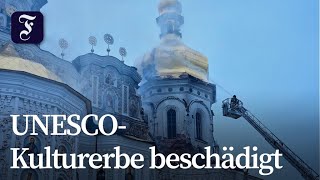 Historisches Kloster in Kiew getroffen
