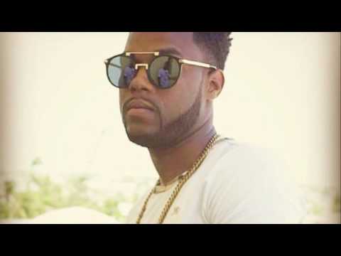 Maxx Revenue - Glue (Audio)