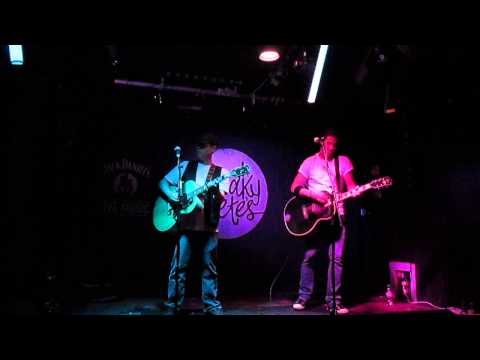 Cherry Suede Performing Bon Jovi's 'Bed Of Roses'