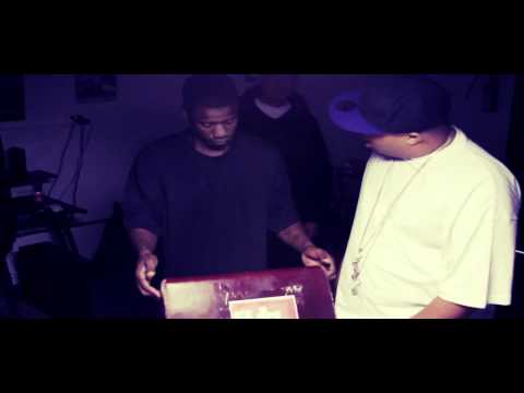 LEE MAJORS FEAT. THE STREETZ - QUARTERBACK - VIDEO - RAPBAY.COM