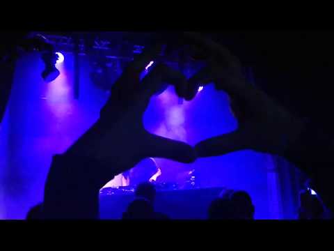Grum Playing Surrender (Genix Remix) DEEP STATE Tour  Paris 30-11-18