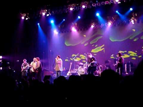 Octopus's Garden - Beatles performed by Glen Burtnik at the State Theater, New Brunswick, NJ 7/25/09