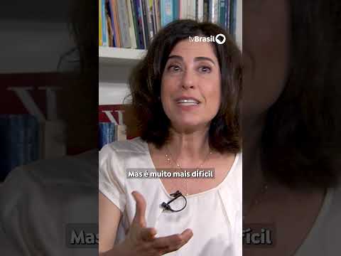 Fernanda Torres avalia o conceito de opinião pública no Trilha de Letras