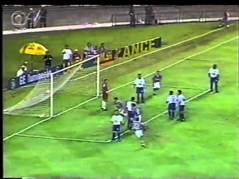 Fluminense 2 x 0 URT