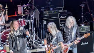 Download lagu Molly Hatchet 'Whiskey Man' & 'Bounty Hunter' mp3 Download lagu Molly Hatchet 'Whiskey Man' & 'Bounty Hunter' mp3