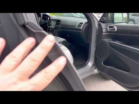 How to utiltize more passenger seat space in the Jeep Grand Cherokee | Nucar Automall of Tilton