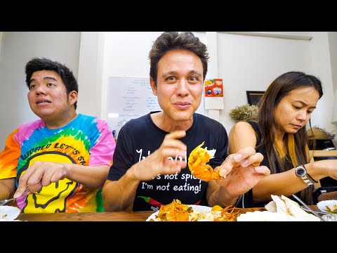 Ancient Thai Food - JUMBO SHRIMP CURRY at 8 Seat Restaurant in Bangkok! | สำรับสำหรับไทย