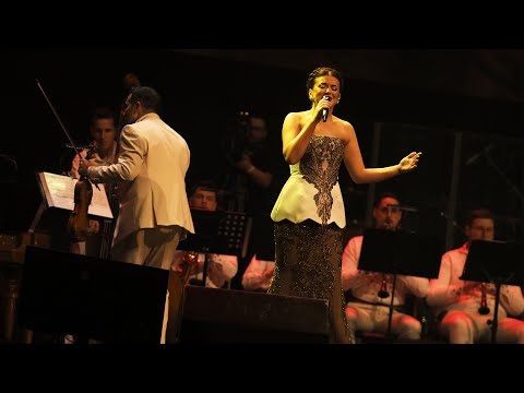 Lavinia Goste & Marius Zorila - Mi-am pus busuioc in par (Live AUTENTIC ROMANESC la BT Arena Cluj)