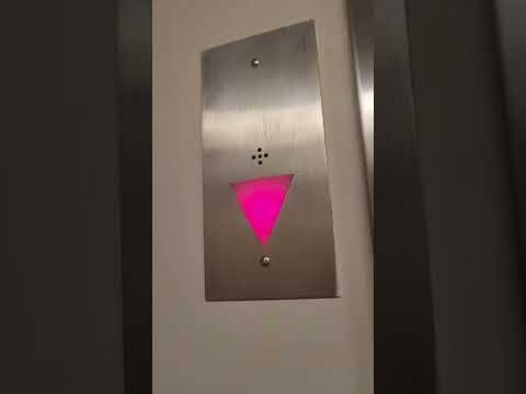 Schindler HT 330A Elevator at Main Street Professional Building, Woodridge, IL