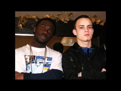 HIGHVOLTAGE - LA VIE FT. ROY TRINITY