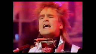 The Alarm - Where Were You Hiding When The Storm Broke? (Top Of The Pops 19.01.84)