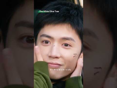 She kissed him first🥰The white olive tree cdrama #thewhiteolivetree #cdrama #love #kiss#chenzheyuan