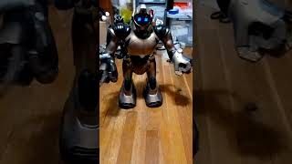 Download lagu Robosapien V2 Repair (SOLD To Lucas) (Complete) mp3