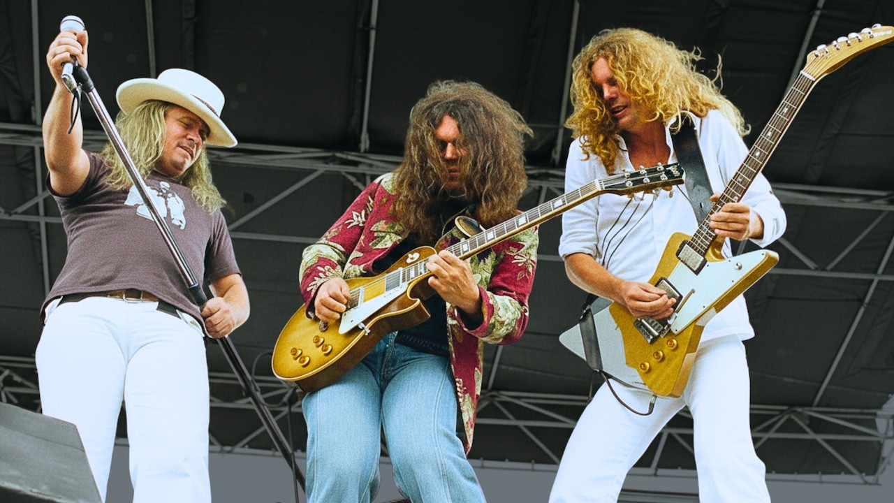 Lynyrd Skynyrd - Free Bird [HD] | Live at Oakland Coliseum Stadium (1977) - YouTube