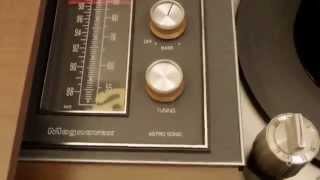 MAGNAVOX ASTRO-SONIC STEREO RECORD PLAYER 1966