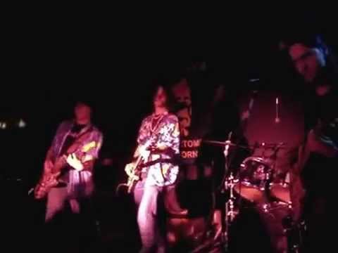 Oh!Uh!Ah! - Hybrids Moments (Misfits Cover) & Jumping Jack Flash (The Rolling Stones Cover)