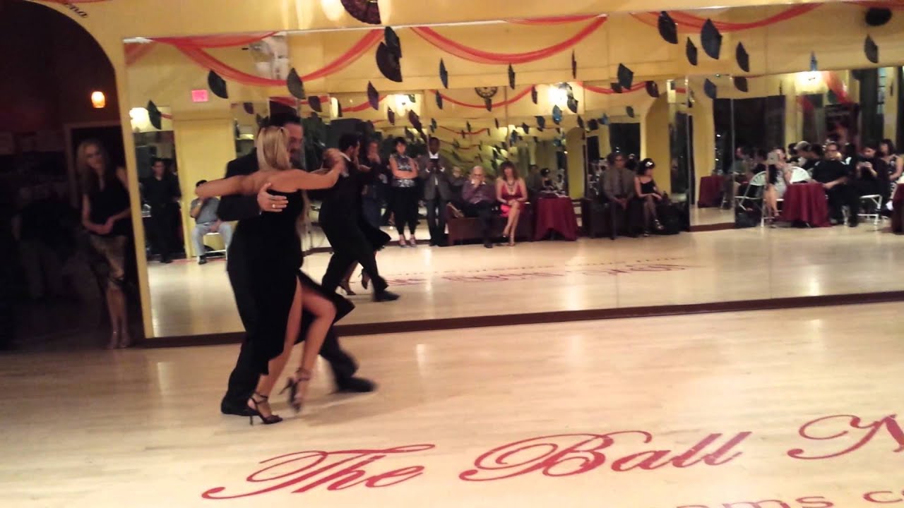 Argentine Tango: Clarissa Sanchez John Erban- Como dos Extranos