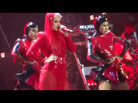 Katy Perry - Roulette & Dark Horse - 06.06.2018 Berlin