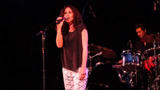 Minnie Driver Concert at The Coach House Nov. 26