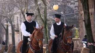 preview picture of video 'Pentolaccia a cavallo Paulilatino'