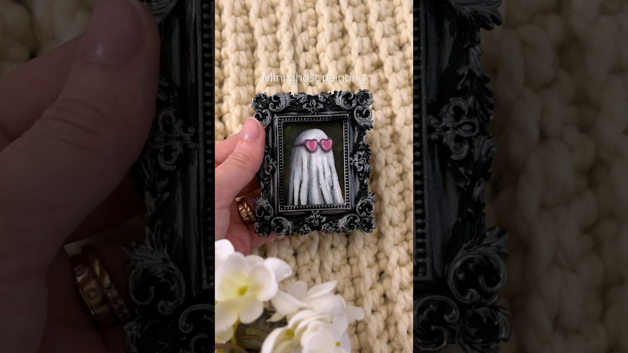 Link to my Etsy is in the bio #art #miniaturepainting #acrilicpainting #halloween #ghost