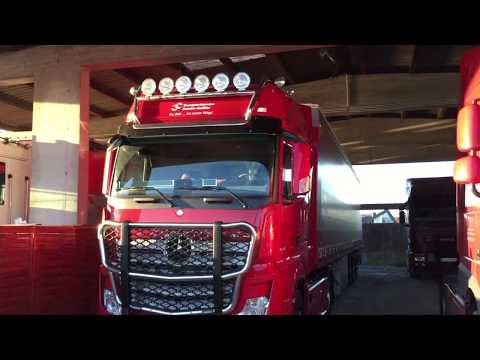 New Actros 1863 OM 473La 15.6 litre 625 hp Multifunktions-Schlüssel Palfinger Crayler in the box