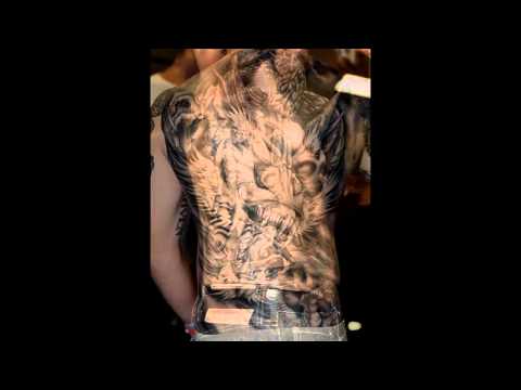 Getting tattooed by Master Dmitriy Samohin