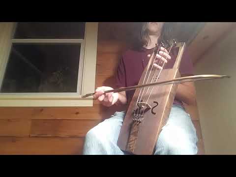 Two Traditional Tunes on the Tagelharpa (Brudmarsch Efter Täpp Eric Andersson, & Oxbergmarschen)