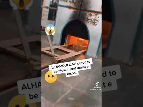 it's a very painful moment when Hindus burn dead body 😢