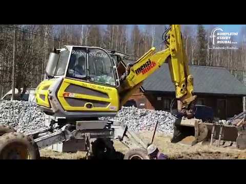 Pořádné a hluboké základy - Roubenka Borová Lada - Roubenky a Stavby Roubal.
