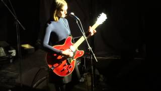 Broken Twin - River Raining (HD) Live In Paris 2014