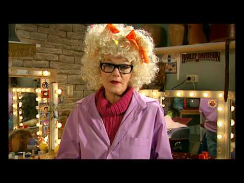 Äntligen hemma - Konfetti är ju kul..