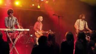 Satin Circus - EMMA [Live @ Gloria 26.4.2013]